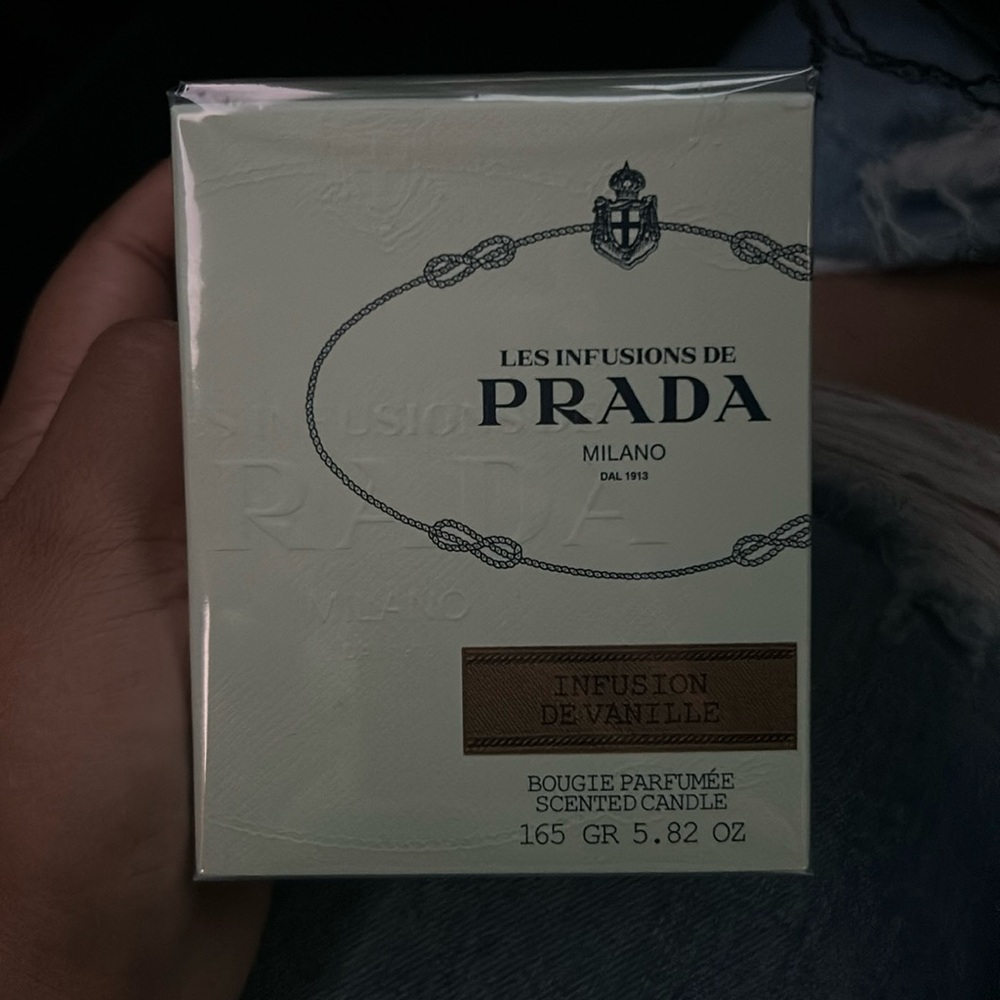 Prada Infusion de Vanille Scented Candle - Cream and Brown